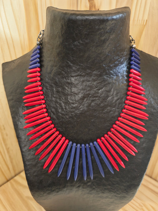 Collier Akana