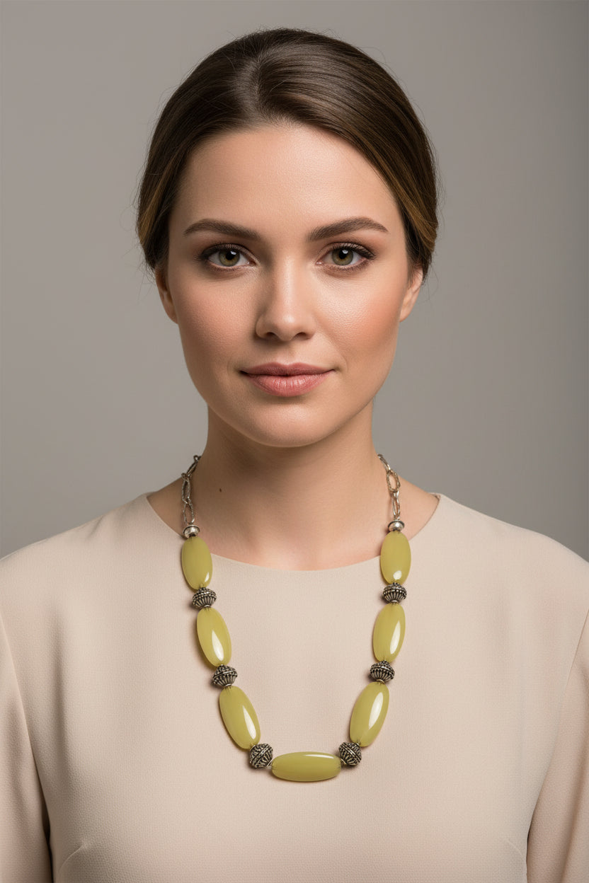 Collier Solara