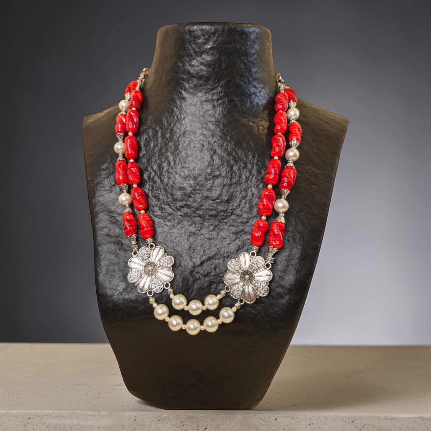 Collier Camélia Rouge