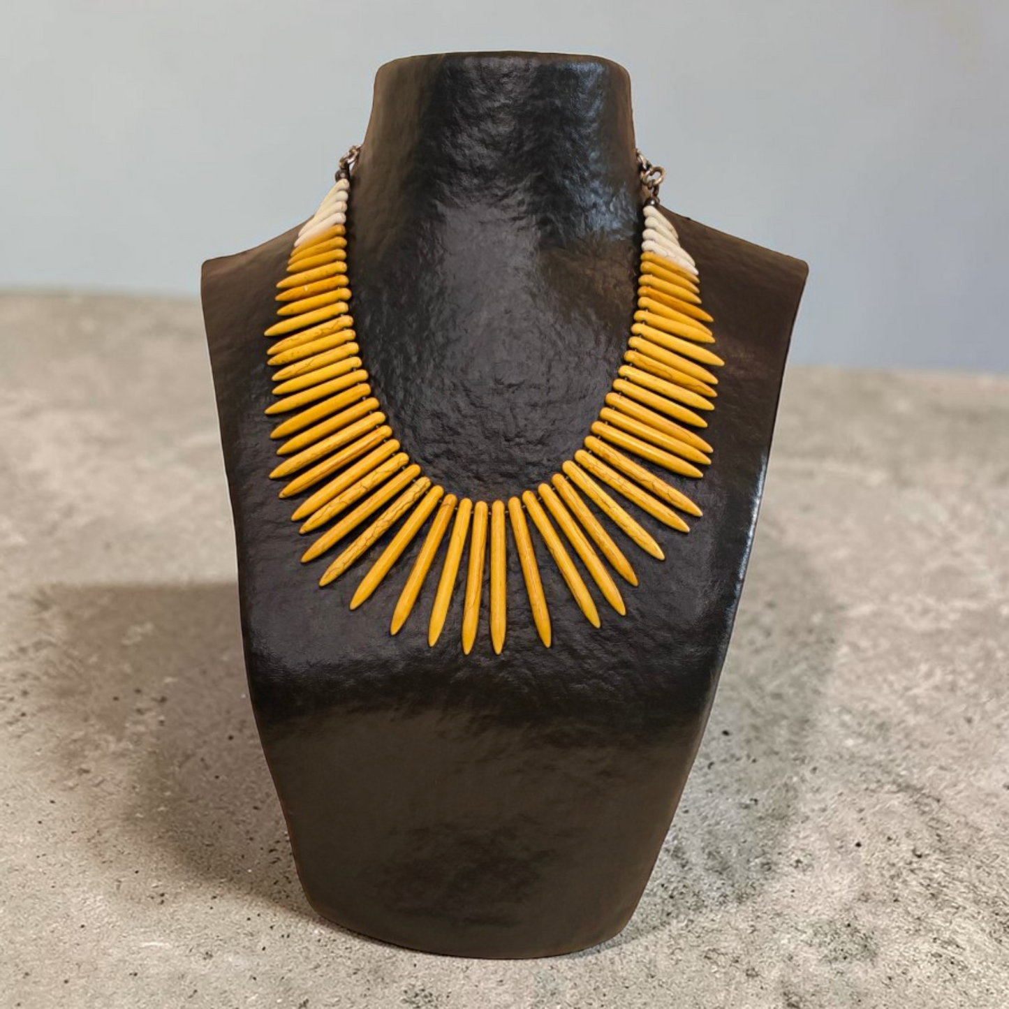 Collier Savane