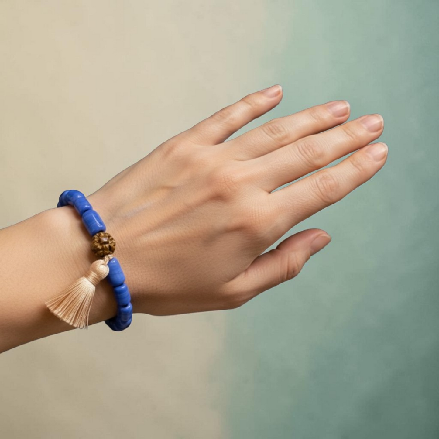 Bracelet Pierres Naturelles & Pompon Soie